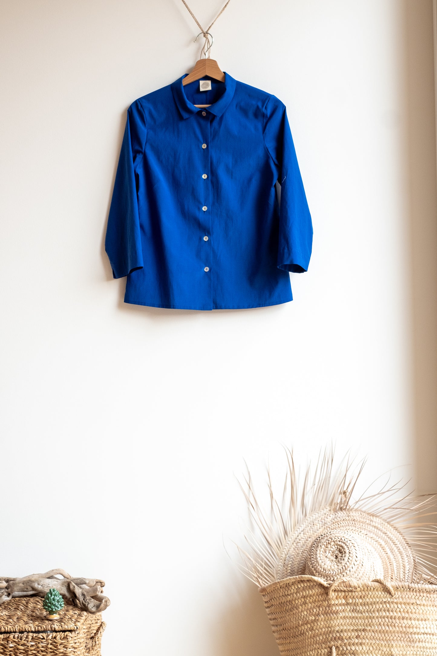 Shirt CHICCO * brilliant blue thin cotton * size M