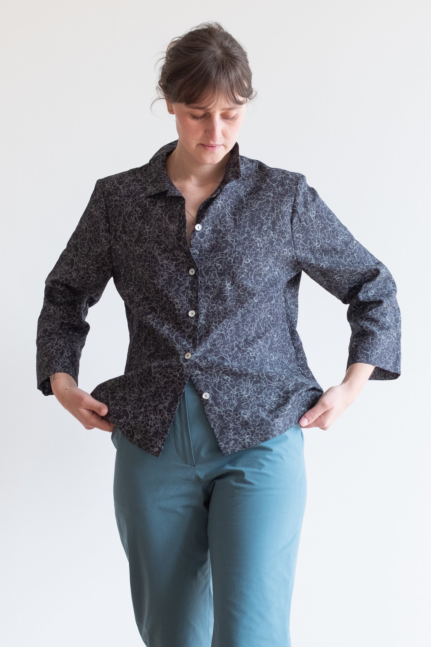 Shirt CHICCO * flowered anthracite thin linen * size L