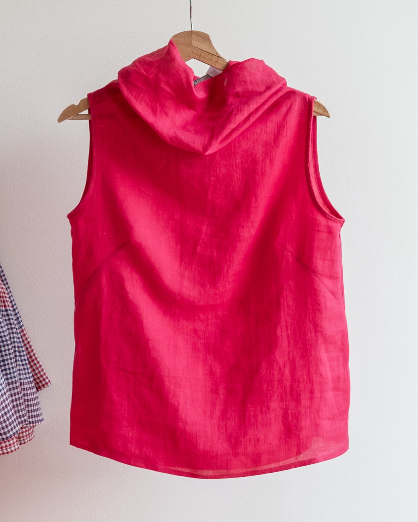 Sleeveless blouse STROMBOLI * cyclamen linen * size M