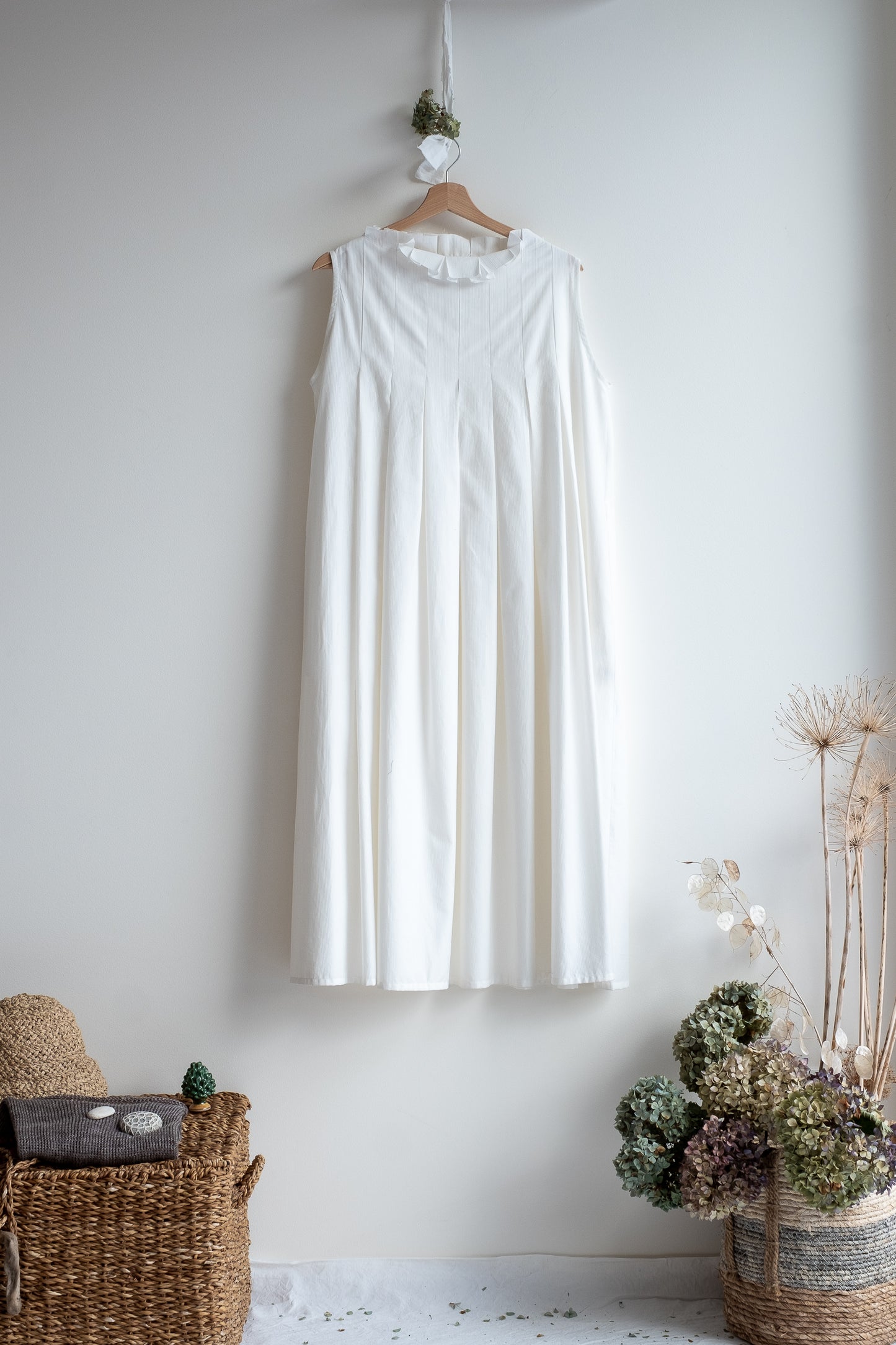 Dress FISARMONICA * white striped cotton * size S