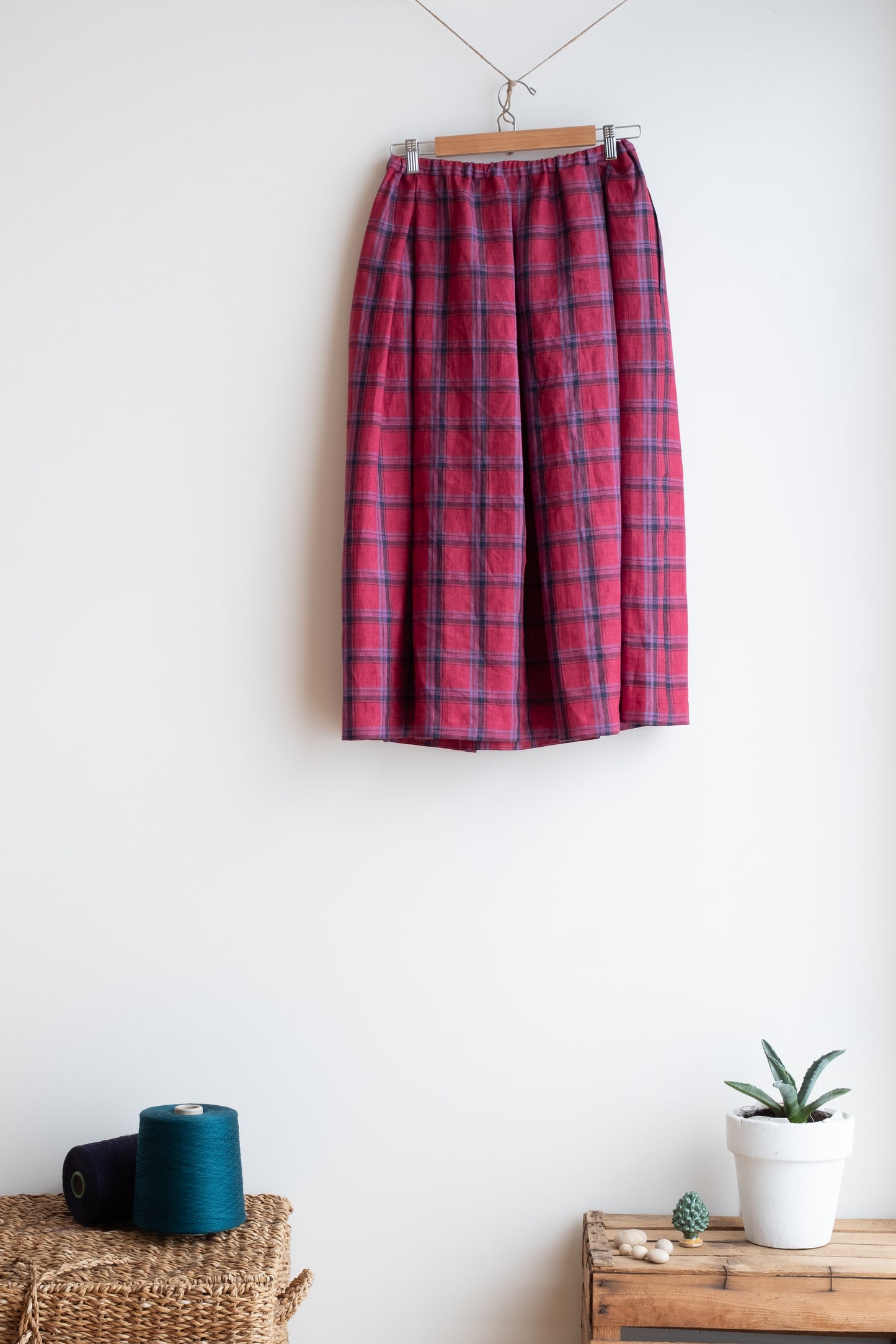 Gonna RITORNELLO * red dalia tartan linen * size M