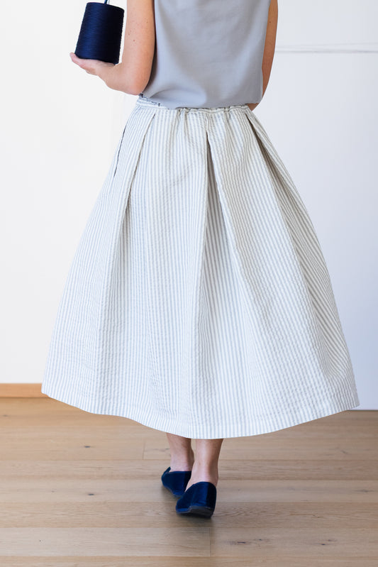 skirt RITORNELLO ** embossed cotton/linen with gray-white stripes ** M