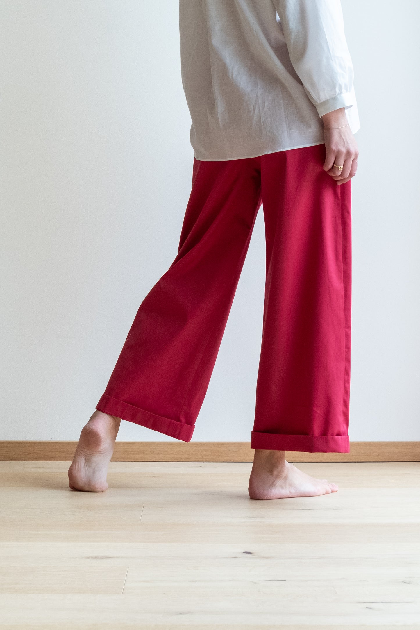 Trousers SORGIVA * raspberry coloured medium weight cotton * size S