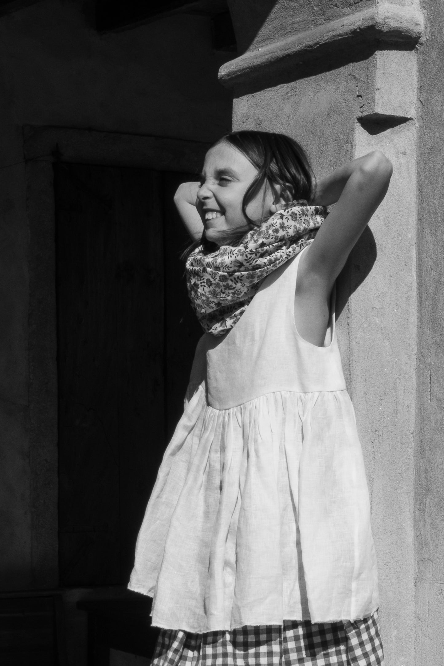 LA ROTONDA ** sleeveless blouse